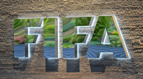 FIFA解释巴洛贡红牌缓期执行：赛后进场庆祝致重罚
